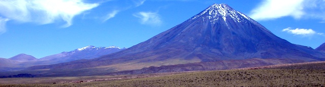 Volc&aacute;n Licancabur